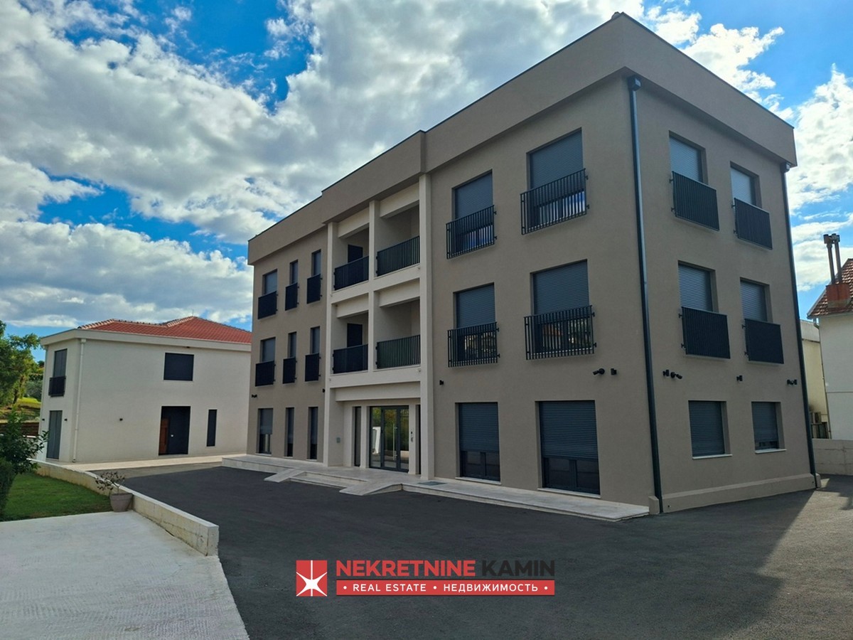 For sale: Two-bedroom apartment 60m2 in new construction, Dumidran, Tivat